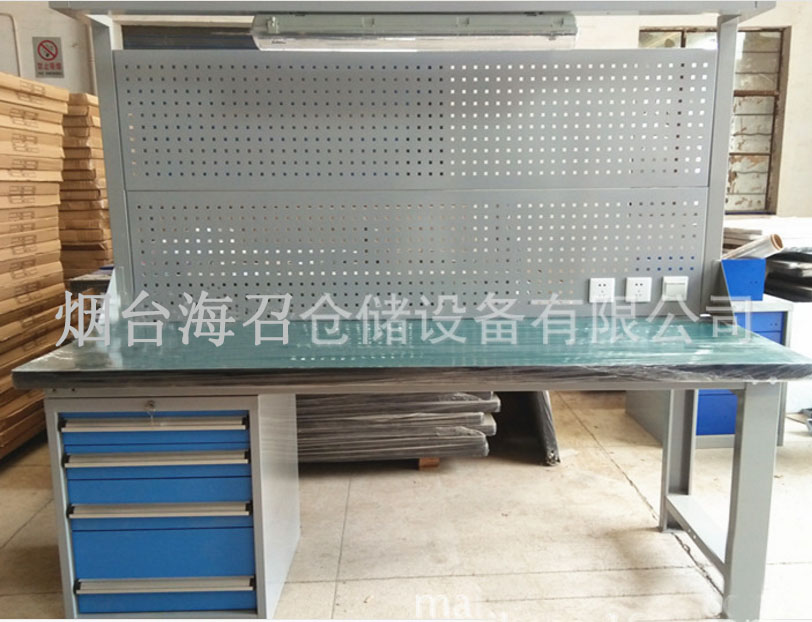 山東車間組裝工作臺帶燈工作臺